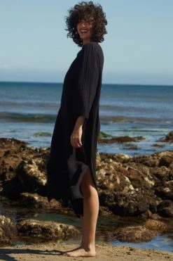 Velvet By Graham & Spencer CHRISTELLE COTTON GAUZE MIDI DRESS