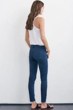 Velvet By Graham & Spencer TONI SKINNY JEAN Womens