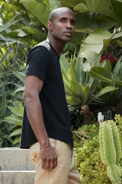 Velvet By Graham & Spencer Mens AMARO CREW NECK SLUB TEE