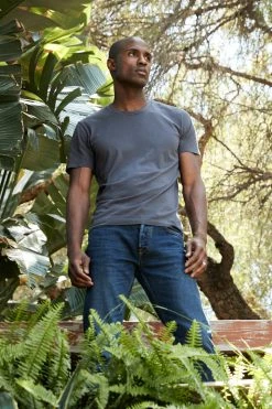 Velvet By Graham & Spencer HOWARD WHISPER CLASSIC CREW NECK TEE 52 Velvet By Graham & Spencer HOWARD WHISPER CLASSIC CREW NECK TEE