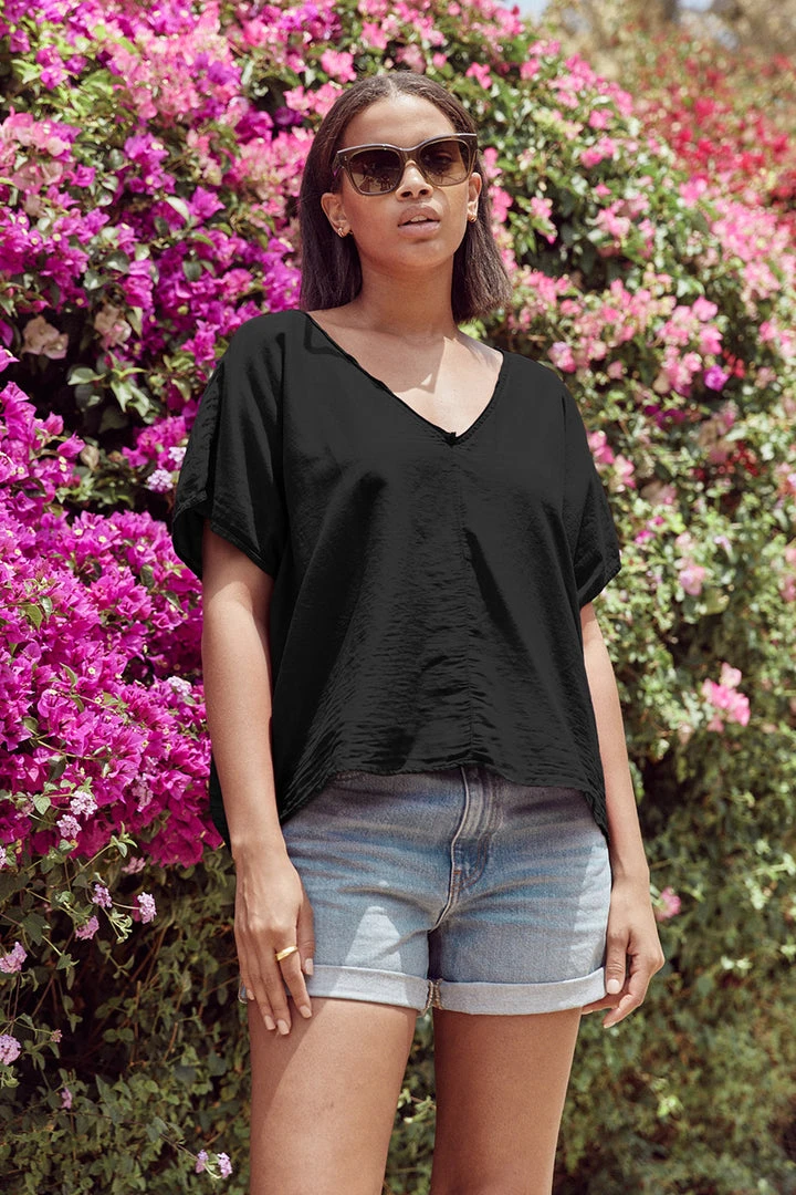 Velvet By Graham & Spencer ALINN BOXY V-NECK TOP 2 Velvet By Graham & Spencer ALINN BOXY V-NECK TOP