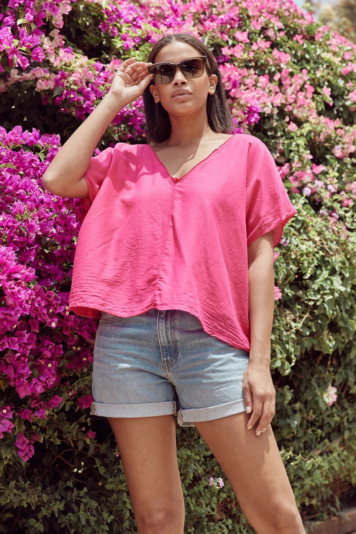 Velvet By Graham & Spencer ALINN BOXY V-NECK TOP 8 Velvet By Graham & Spencer ALINN BOXY V-NECK TOP