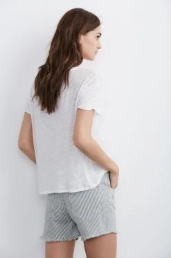 Velvet By Graham & Spencer Womens CINDY FRAYED HEM BOYFRIEND SHORTS 25 Velvet By Graham & Spencer Womens CINDY FRAYED HEM BOYFRIEND SHORTS