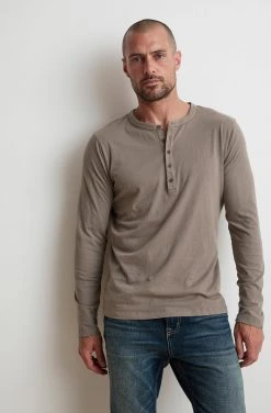 Velvet By Graham & Spencer ALVARO COTTON JERSEY HENLEY 32 Velvet By Graham & Spencer ALVARO COTTON JERSEY HENLEY