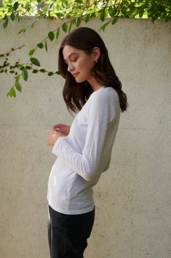 Velvet By Graham & Spencer BLAIRE ORIGINAL SLUB TEE