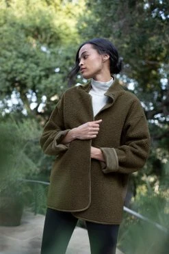 Velvet By Graham & Spencer Womens ALBANY REVERSIBLE LUX SHERPA COAT 50 Velvet By Graham & Spencer Womens ALBANY REVERSIBLE LUX SHERPA COAT