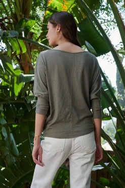 Velvet By Graham & Spencer JOSS DOLMAN SLEEVE TEE Womens 23 Velvet By Graham & Spencer JOSS DOLMAN SLEEVE TEE Womens