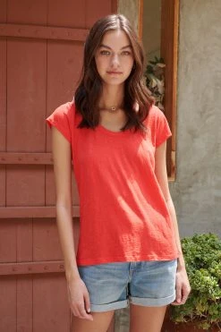 Velvet By Graham & Spencer KIRA ORIGINAL SLUB SCOOP NECK TEE Womens 33 Velvet By Graham & Spencer KIRA ORIGINAL SLUB SCOOP NECK TEE Womens