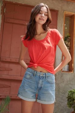 Velvet By Graham & Spencer KIRA ORIGINAL SLUB SCOOP NECK TEE Womens 32 Velvet By Graham & Spencer KIRA ORIGINAL SLUB SCOOP NECK TEE Womens