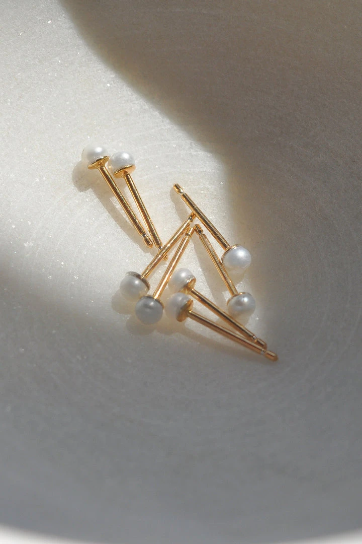 MINA STUD EARRINGS BY THATCH Womens 1 MINA STUD EARRINGS BY THATCH Womens