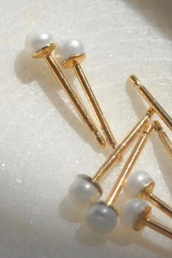 MINA STUD EARRINGS BY THATCH Womens 5 MINA STUD EARRINGS BY THATCH Womens