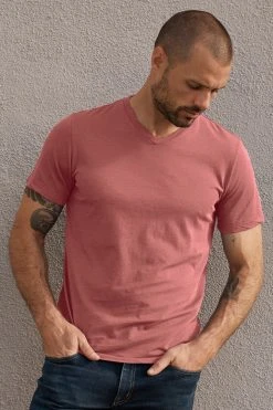Velvet By Graham & Spencer SAMSEN WHISPER CLASSIC V-NECK TEE Mens 48 Velvet By Graham & Spencer SAMSEN WHISPER CLASSIC V-NECK TEE Mens