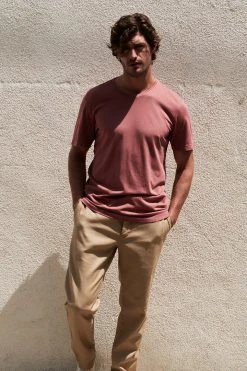 Velvet By Graham & Spencer SAMSEN WHISPER CLASSIC V-NECK TEE 56 Velvet By Graham & Spencer SAMSEN WHISPER CLASSIC V-NECK TEE