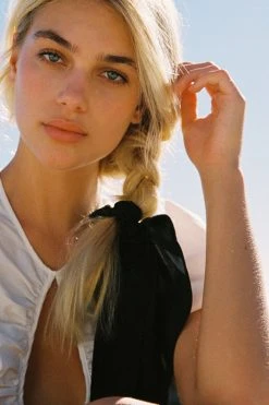 Atelier Femmes SCRUNCHIE SCARF BY ATELIER DE FEMMES