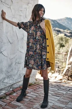 Velvet By Graham & Spencer TORY PRINTED DRESS