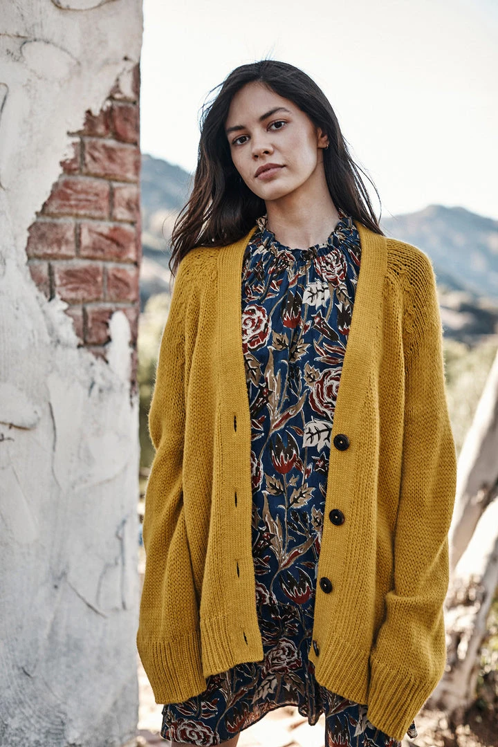 Velvet By Graham & Spencer Womens KIM BUTTON FRONT CARDIGAN 6 Velvet By Graham & Spencer Womens KIM BUTTON FRONT CARDIGAN