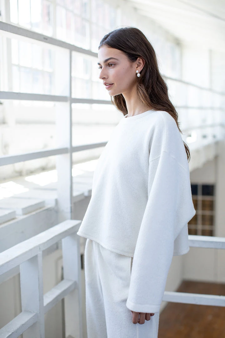 Velvet By Graham & Spencer ARISSA CROPPED SWEATSHIRT 3 Velvet By Graham & Spencer ARISSA CROPPED SWEATSHIRT