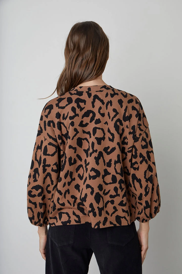 Velvet By Graham & Spencer ARABELLE PRINTED SWEATSHIRT Womens 4 Velvet By Graham & Spencer ARABELLE PRINTED SWEATSHIRT Womens