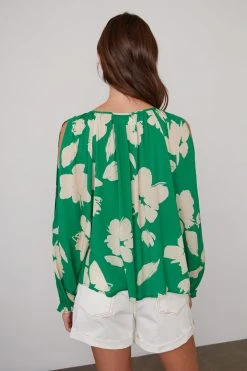 Velvet By Graham & Spencer VIKKI PRINTED CUT OUT BLOUSE 18 Velvet By Graham & Spencer VIKKI PRINTED CUT OUT BLOUSE
