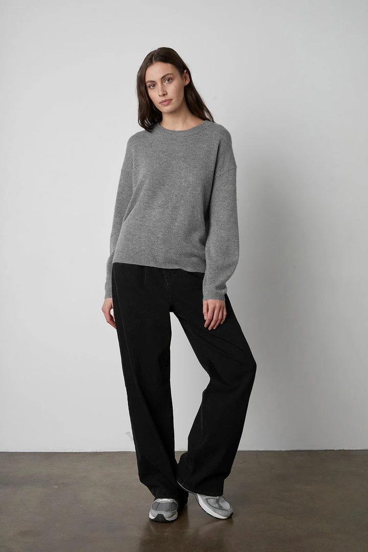 Velvet By Graham & Spencer BRYNNE CASHMERE CREW NECK SWEATER 8 Velvet By Graham & Spencer BRYNNE CASHMERE CREW NECK SWEATER