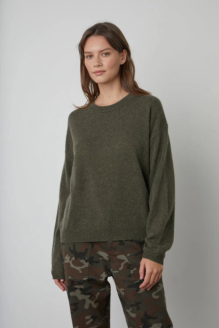 Velvet By Graham & Spencer BRYNNE CASHMERE CREW NECK SWEATER 10 Velvet By Graham & Spencer BRYNNE CASHMERE CREW NECK SWEATER