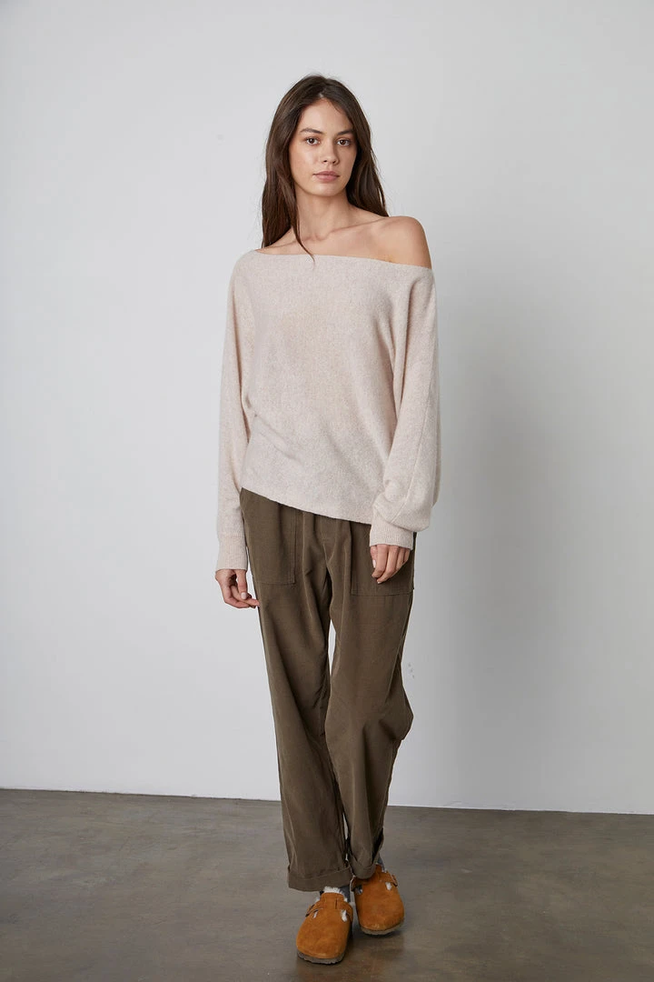 Velvet By Graham & Spencer Womens JULIET CASHMERE SWEATER 2 Velvet By Graham & Spencer Womens JULIET CASHMERE SWEATER