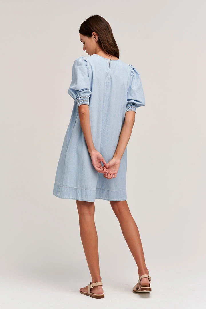 Velvet By Graham & Spencer NAOMI CHAMBRAY SHIFT DRESS 4 Velvet By Graham & Spencer NAOMI CHAMBRAY SHIFT DRESS