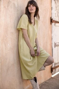 Velvet By Graham & Spencer HAZEL COTTON GAUZE MIDI DRESS 17 Velvet By Graham & Spencer HAZEL COTTON GAUZE MIDI DRESS