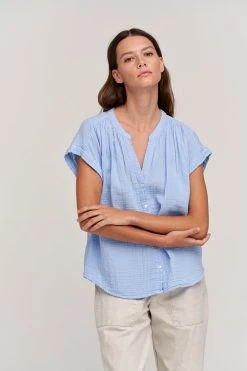 Velvet By Graham & Spencer Womens PAMELA COTTON GAUZE BUTTON-UP TOP