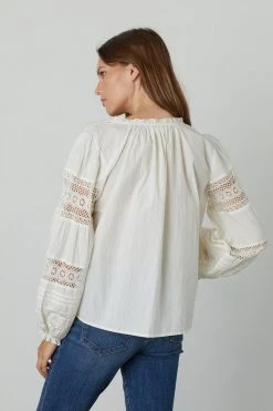 Velvet By Graham & Spencer TAYLER COTTON LACE BOHO TOP