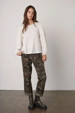 Velvet By Graham & Spencer JAYLA PUFF SLEEVE TOP 8 Velvet By Graham & Spencer JAYLA PUFF SLEEVE TOP