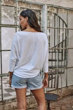 Velvet By Graham & Spencer JOSS DOLMAN SLEEVE TEE Womens 28 Velvet By Graham & Spencer JOSS DOLMAN SLEEVE TEE Womens