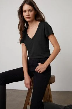 Velvet By Graham & Spencer Womens KATE HIGH RISE CROP JEAN 15 Velvet By Graham & Spencer Womens KATE HIGH RISE CROP JEAN