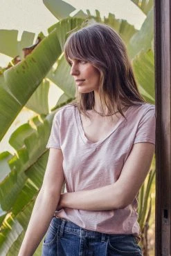 Velvet By Graham & Spencer Womens LILITH COTTON SLUB V-NECK TEE 53 Velvet By Graham & Spencer Womens LILITH COTTON SLUB V-NECK TEE