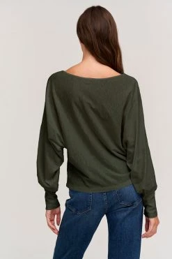 Velvet By Graham & Spencer TRISTEN DOLMAN SLEEVE TEE 42 Velvet By Graham & Spencer TRISTEN DOLMAN SLEEVE TEE