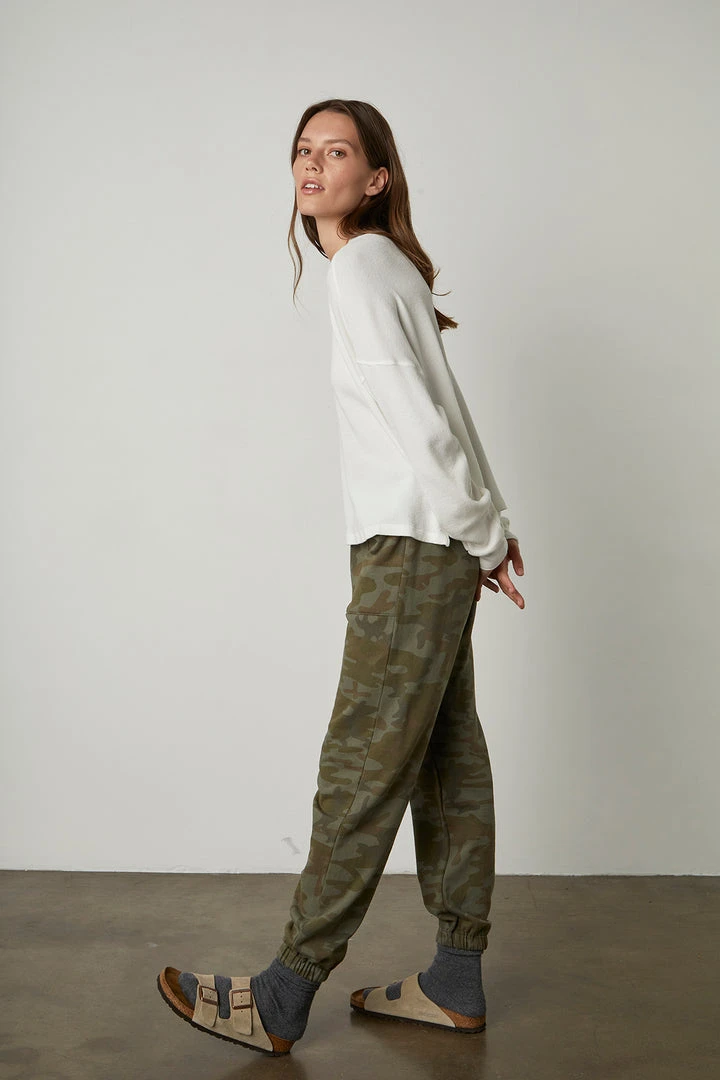 Velvet By Graham & Spencer PAIGE OVERSIZED COTTON THERMAL TEE Womens 2 Velvet By Graham & Spencer PAIGE OVERSIZED COTTON THERMAL TEE Womens