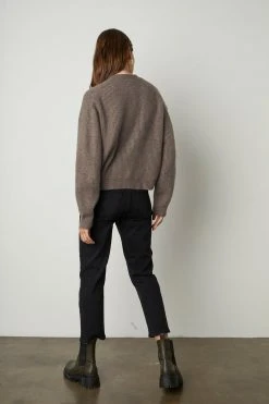 Velvet By Graham & Spencer FRIDA BUTTON FRONT CARDIGAN 14 Velvet By Graham & Spencer FRIDA BUTTON FRONT CARDIGAN