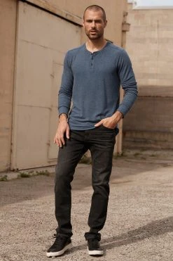 Velvet By Graham & Spencer FAUST MARLED COZY JERSEY HENLEY Mens