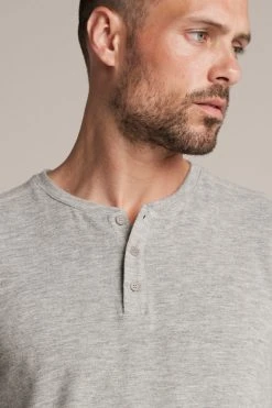 Velvet By Graham & Spencer FAUST MARLED COZY JERSEY HENLEY Mens