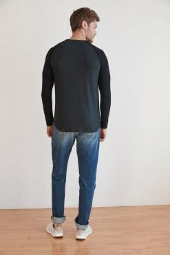 Velvet By Graham & Spencer Mens KYE RAGLAN COZY JERSEY KNIT SHIRT