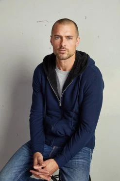 Velvet By Graham & Spencer Mens SALVADORE SHERPA LINED HOODIE 30 Velvet By Graham & Spencer Mens SALVADORE SHERPA LINED HOODIE