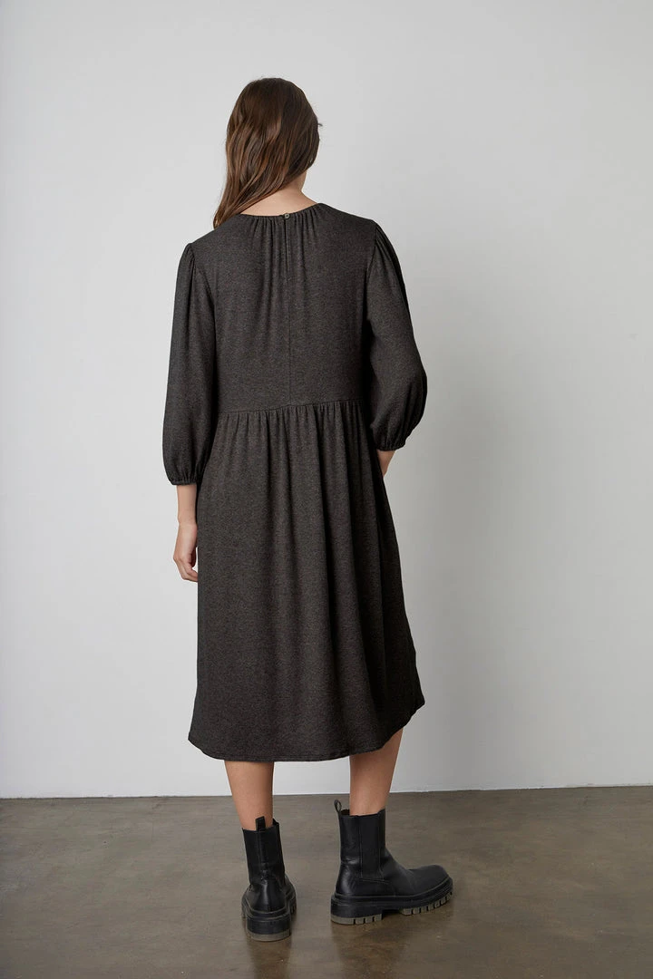 Velvet By Graham & Spencer SCARLET PUFF SLEEVE DRESS 8 Velvet By Graham & Spencer SCARLET PUFF SLEEVE DRESS