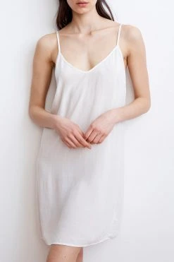 Velvet By Graham & Spencer ELVIE RAYON CHALLIS SLIP DRESS Womens