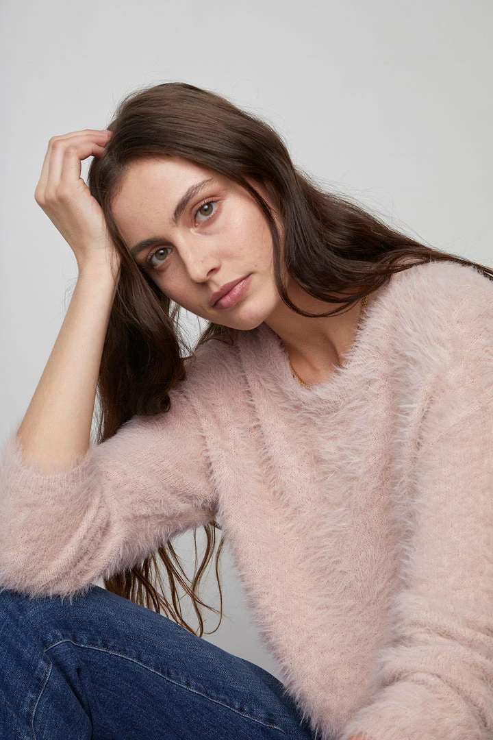 Velvet By Graham & Spencer Womens RAY CREW NECK SWEATER 16 Velvet By Graham & Spencer Womens RAY CREW NECK SWEATER