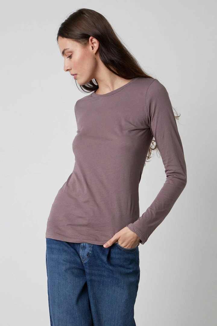Velvet By Graham & Spencer Womens ZOFINA GAUZY WHISPER FITTED CREW NECK TEE 1 Velvet By Graham & Spencer Womens ZOFINA GAUZY WHISPER FITTED CREW NECK TEE