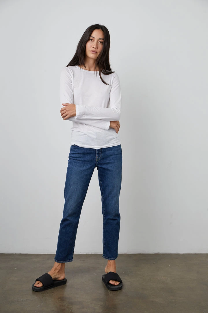 Velvet By Graham & Spencer ZOFINA GAUZY WHISPER FITTED CREW NECK TEE Womens 6 Velvet By Graham & Spencer ZOFINA GAUZY WHISPER FITTED CREW NECK TEE Womens