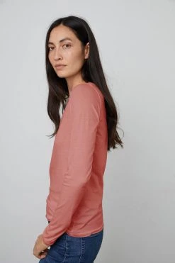 Velvet By Graham & Spencer ZOFINA GAUZY WHISPER FITTED CREW NECK TEE 20 Velvet By Graham & Spencer ZOFINA GAUZY WHISPER FITTED CREW NECK TEE