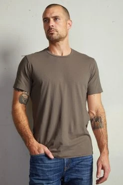 Velvet By Graham & Spencer HOWARD WHISPER CLASSIC CREW NECK TEE Mens