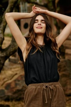 Velvet By Graham & Spencer KAIA COTTON GAUZE BLOUSE 33 Velvet By Graham & Spencer KAIA COTTON GAUZE BLOUSE