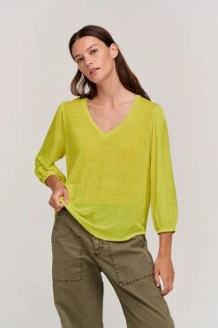 Velvet By Graham & Spencer Womens GINA V-NECK TEE 14 Velvet By Graham & Spencer Womens GINA V-NECK TEE